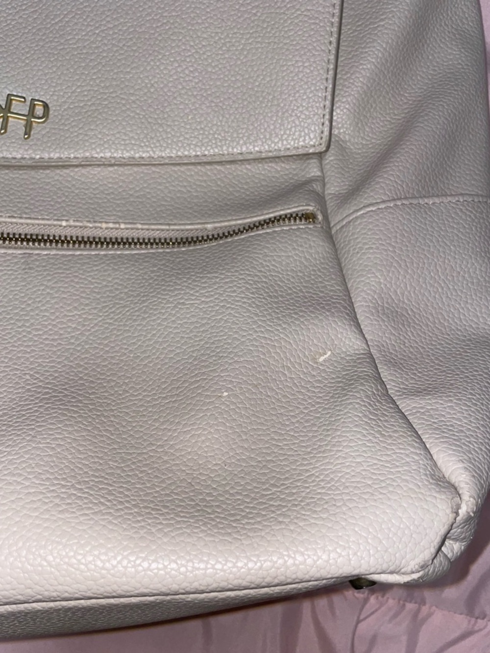 Freshly Picked Mini Classic Diaper Bag II - Picture 9 of 14
